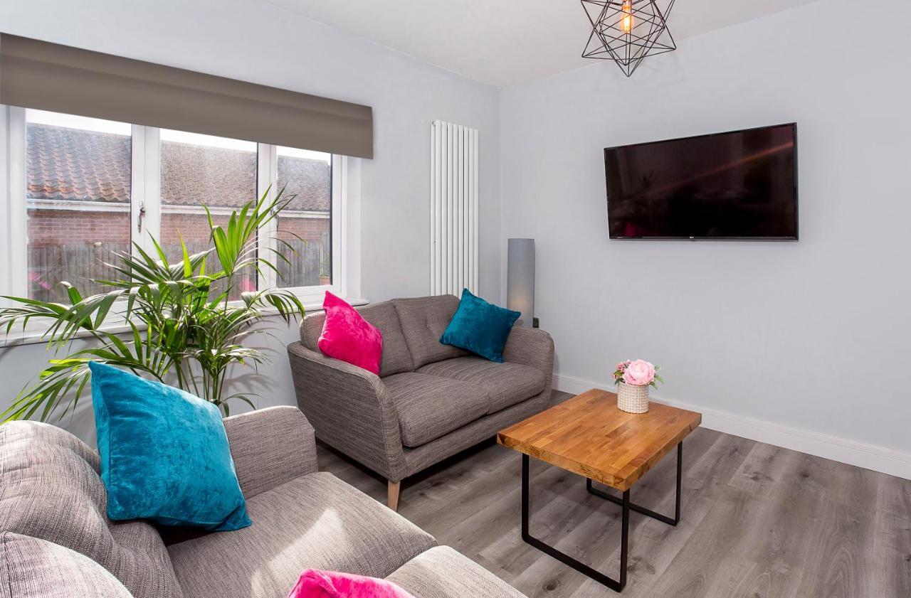 The Luxury Potting Shed With Free Parking! Apartamento York Exterior foto